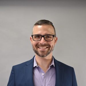 Meet your Posher, Chris